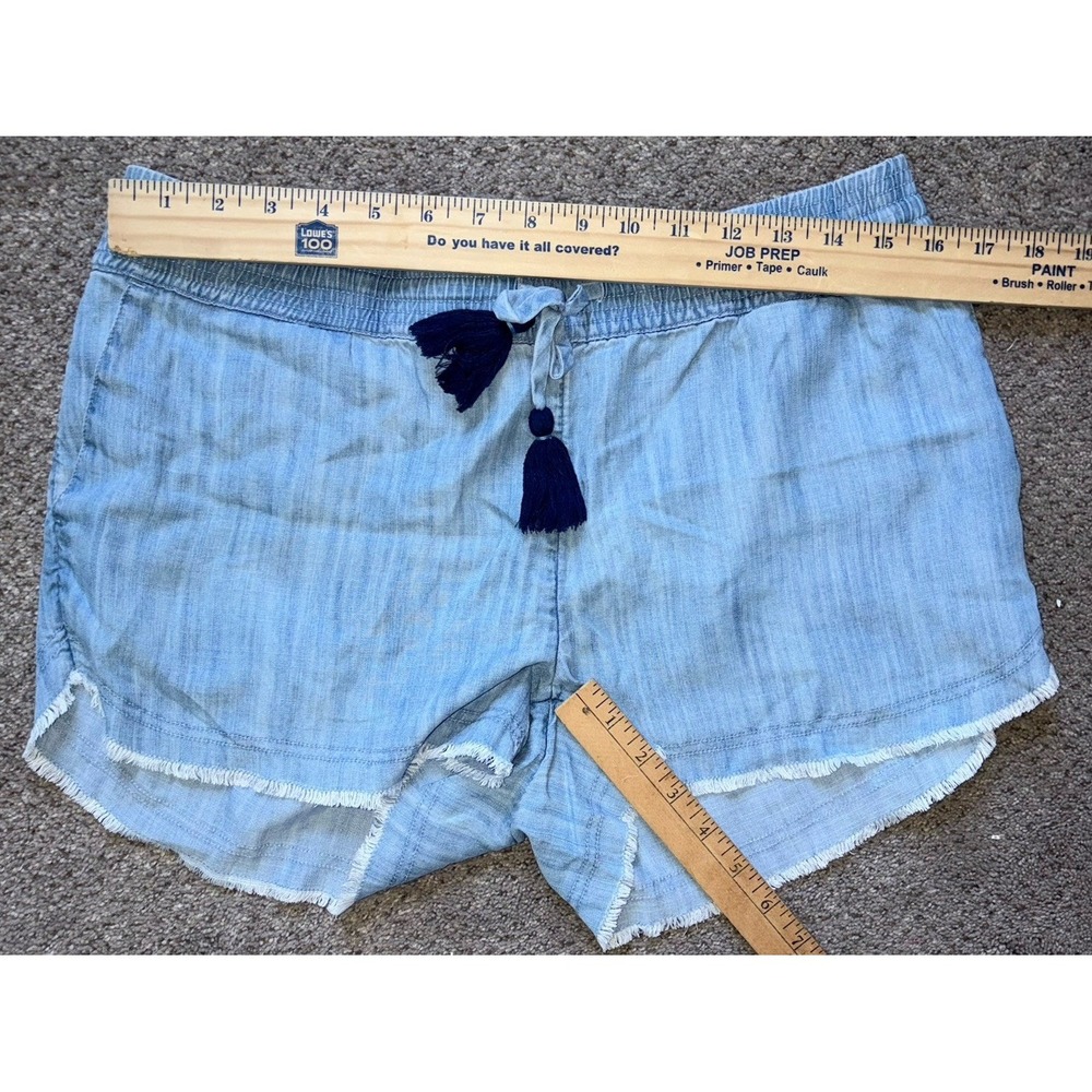 Vineyard Vines Pull-On Chambray Denim Shorts Drawstring Blue Tassels Medium - Picture 2 of 7